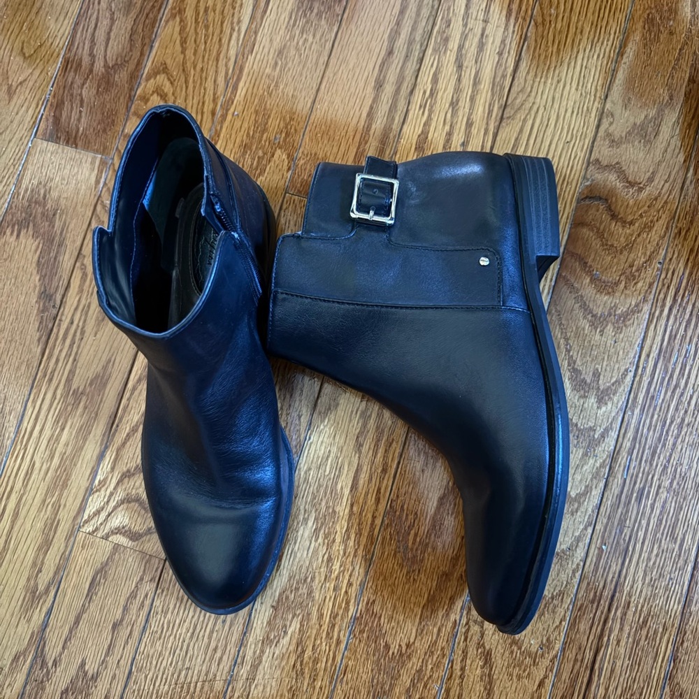 Women’s Black Leather Ankle Boots - Picture 2 of 4